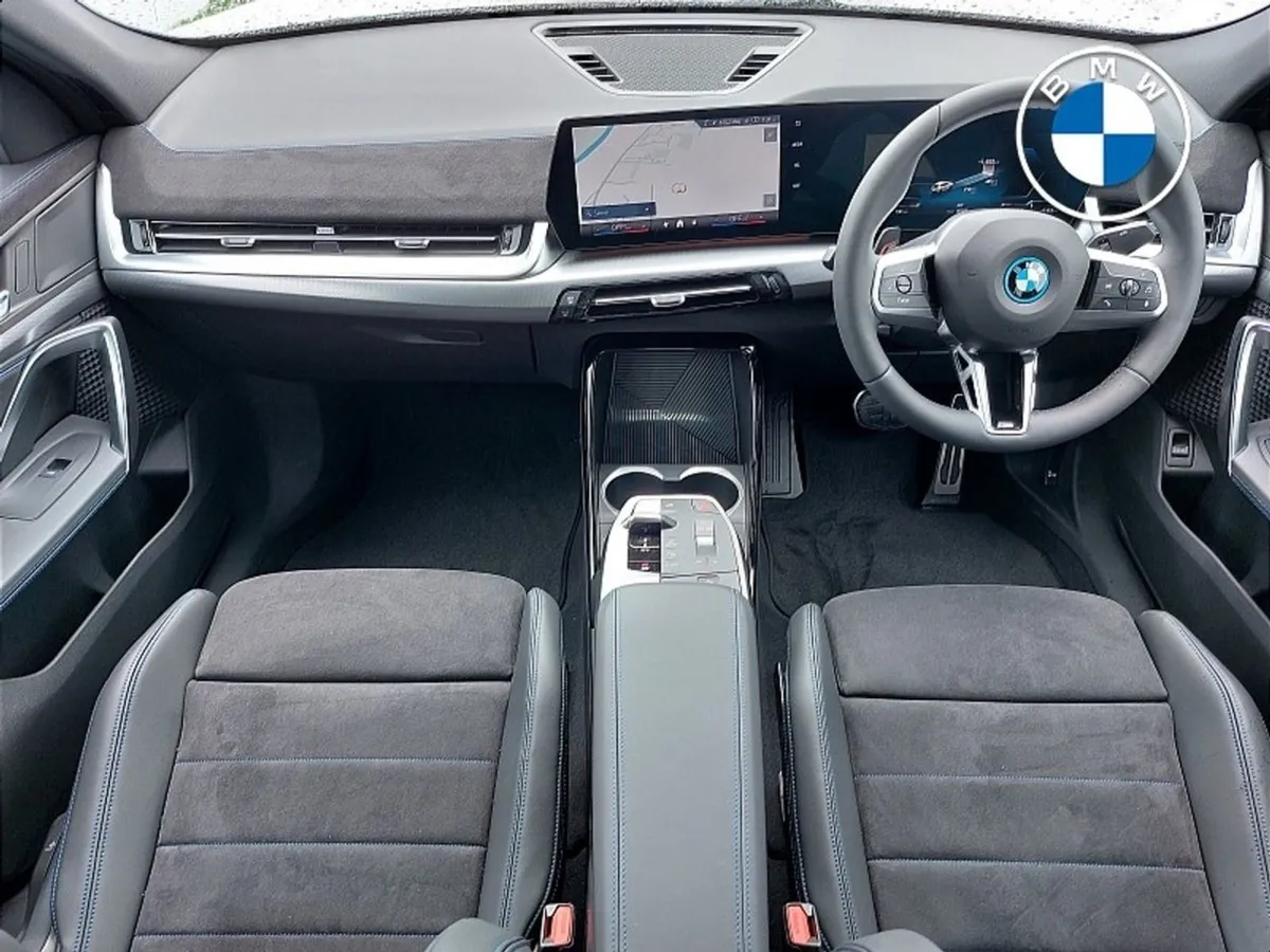 BMW iX2 Edrive20 M Sport - Image 4