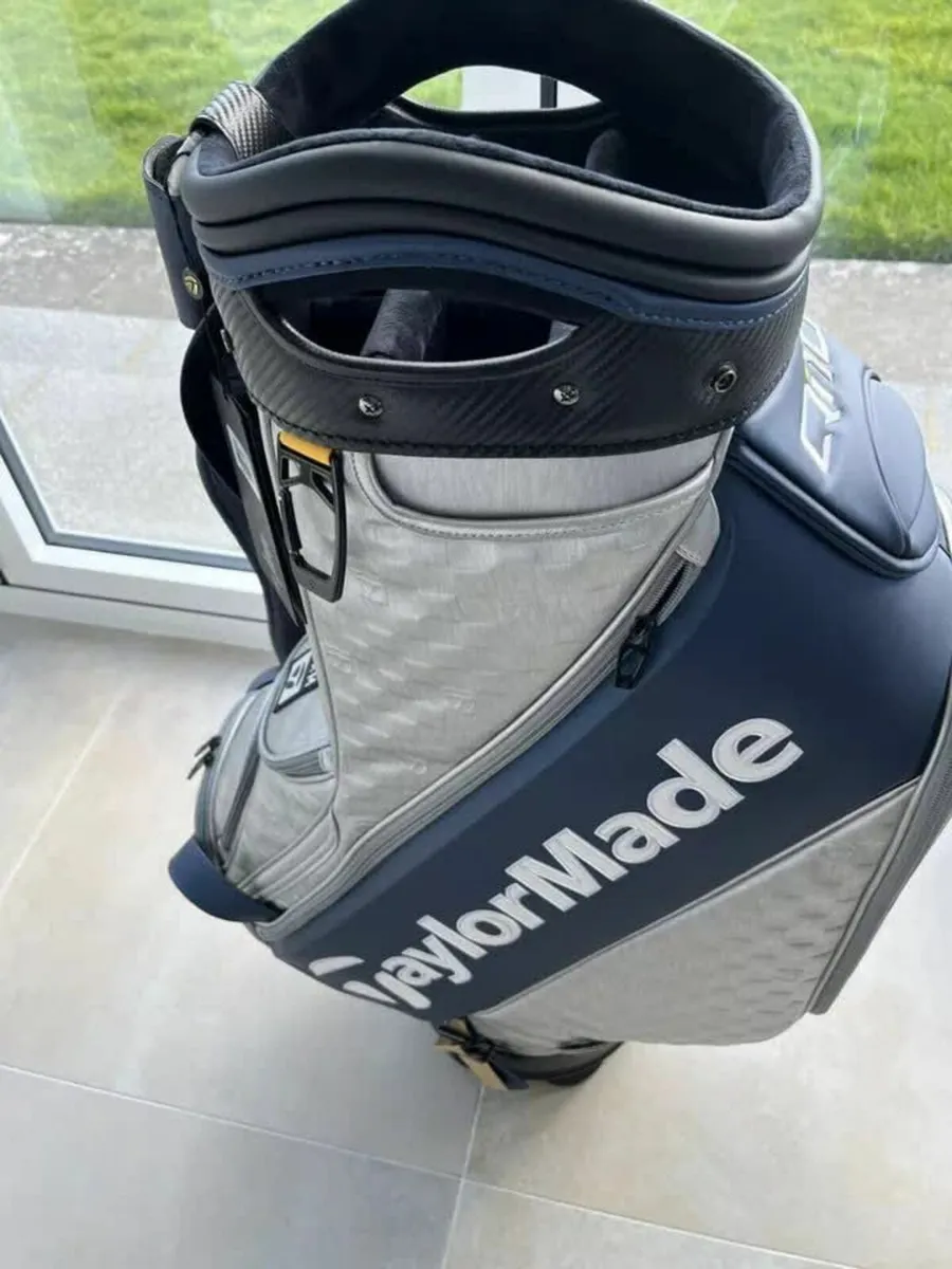 Taylormade Qi10 Players Staff Bag - Image 1