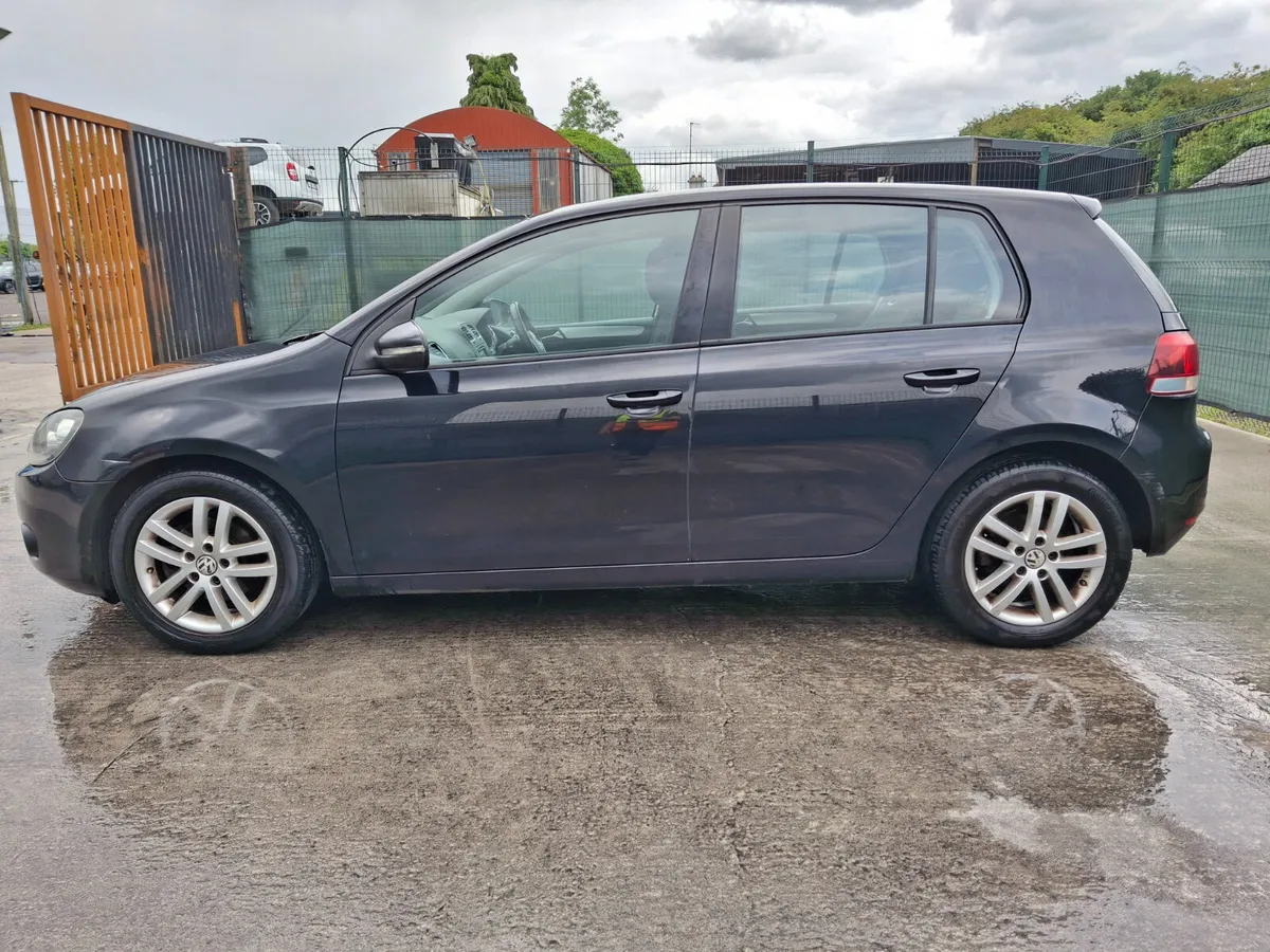 2010 Volkswagen Golf Highline.Drive away - Image 2