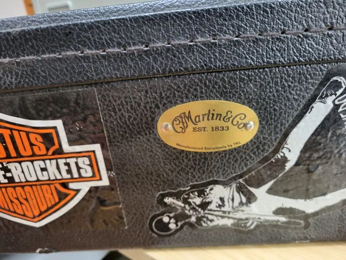 Martin Guitar case - Image 2