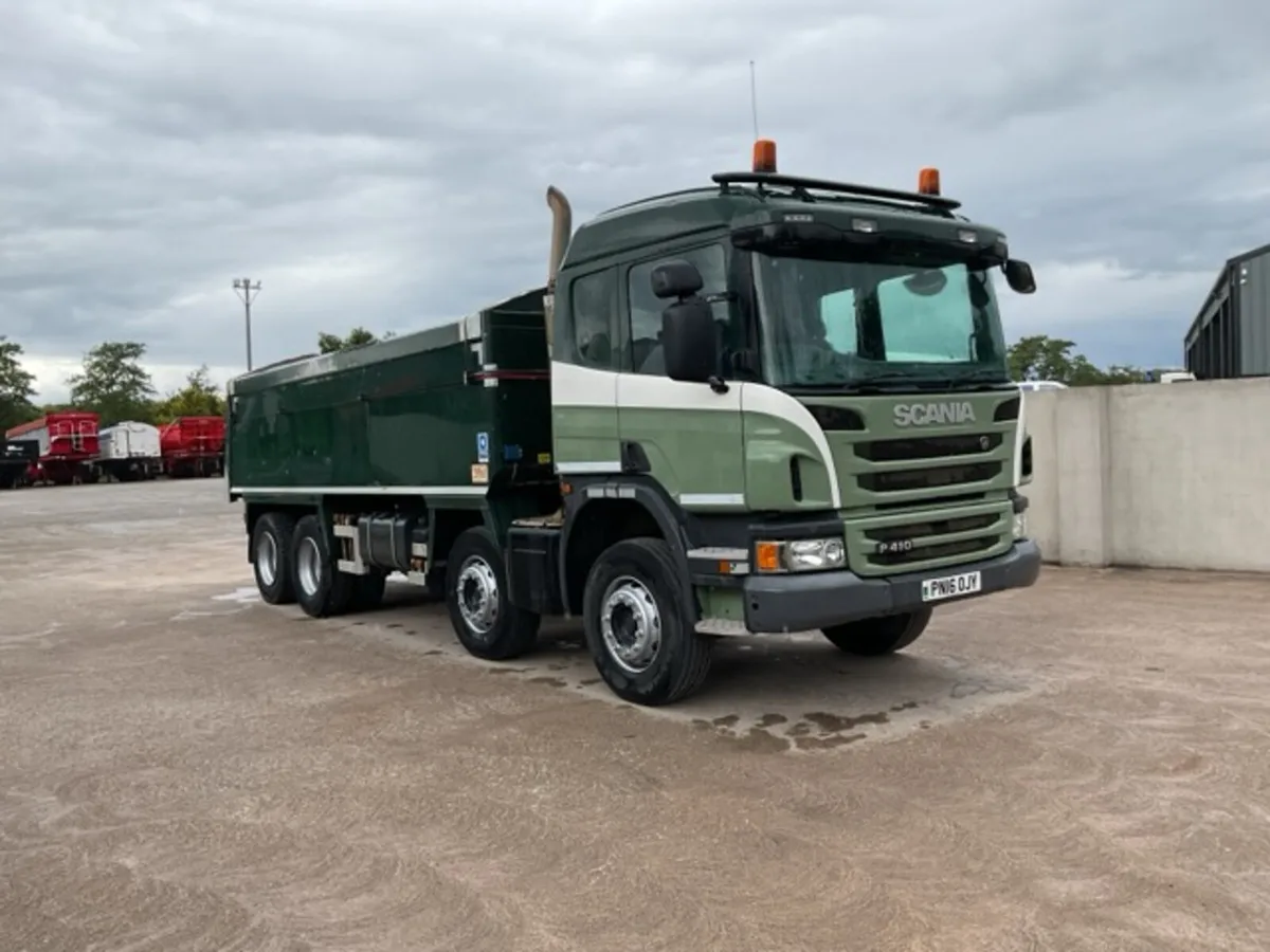 2016 Scania P410 8x4 Tipper - Image 1