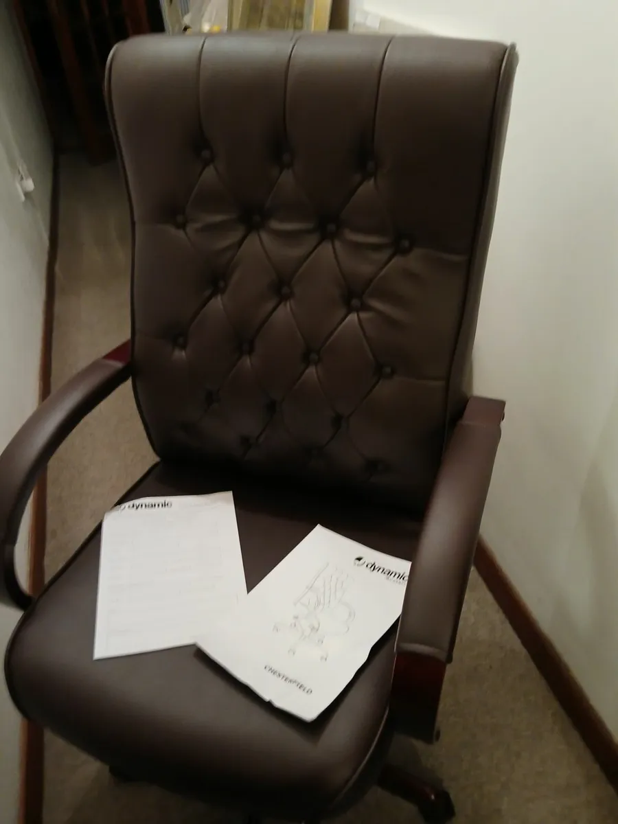 Office chair new chesterfeild full lesther del - Image 1