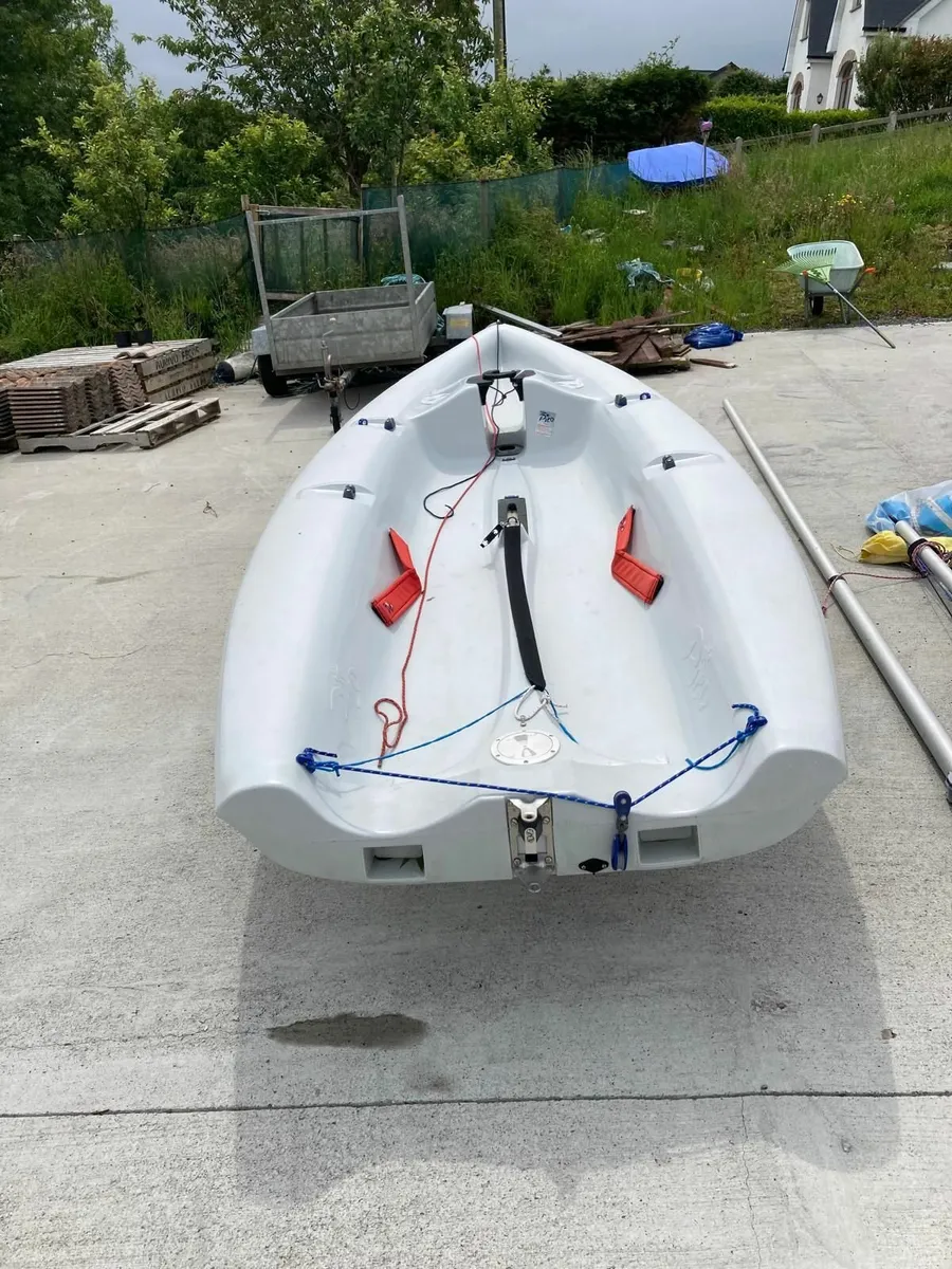 Pico sailing dinghy - Image 4