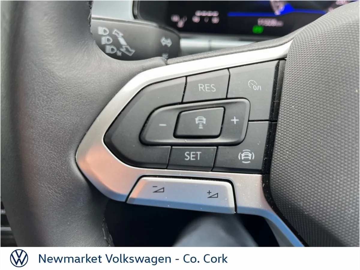 Volkswagen T-Roc Edition 75 2.0tdi 6 Speed 116BHP - Image 4