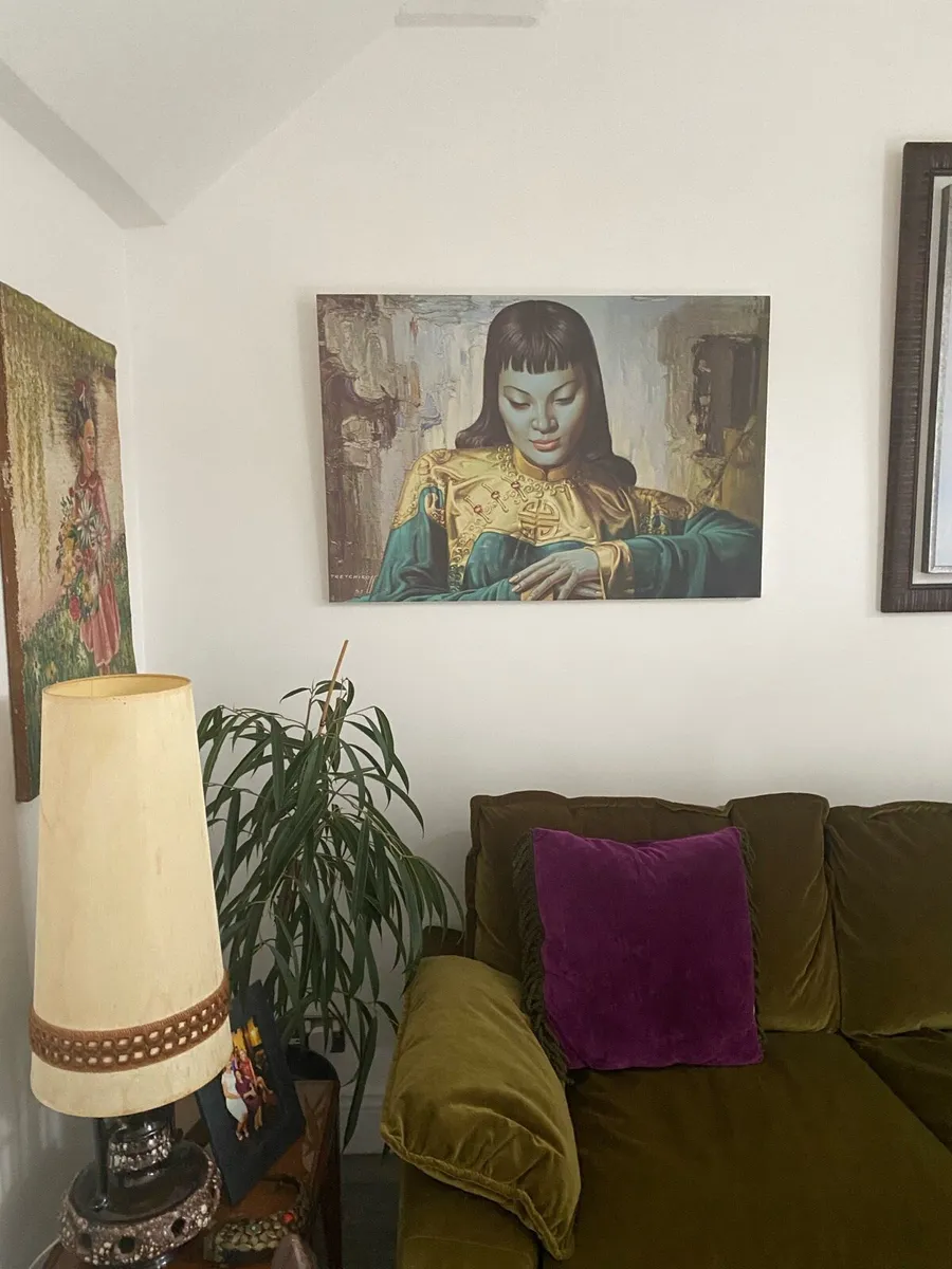 Framed Canvas Print Lady of the Orient 90 x 65cm - Image 1