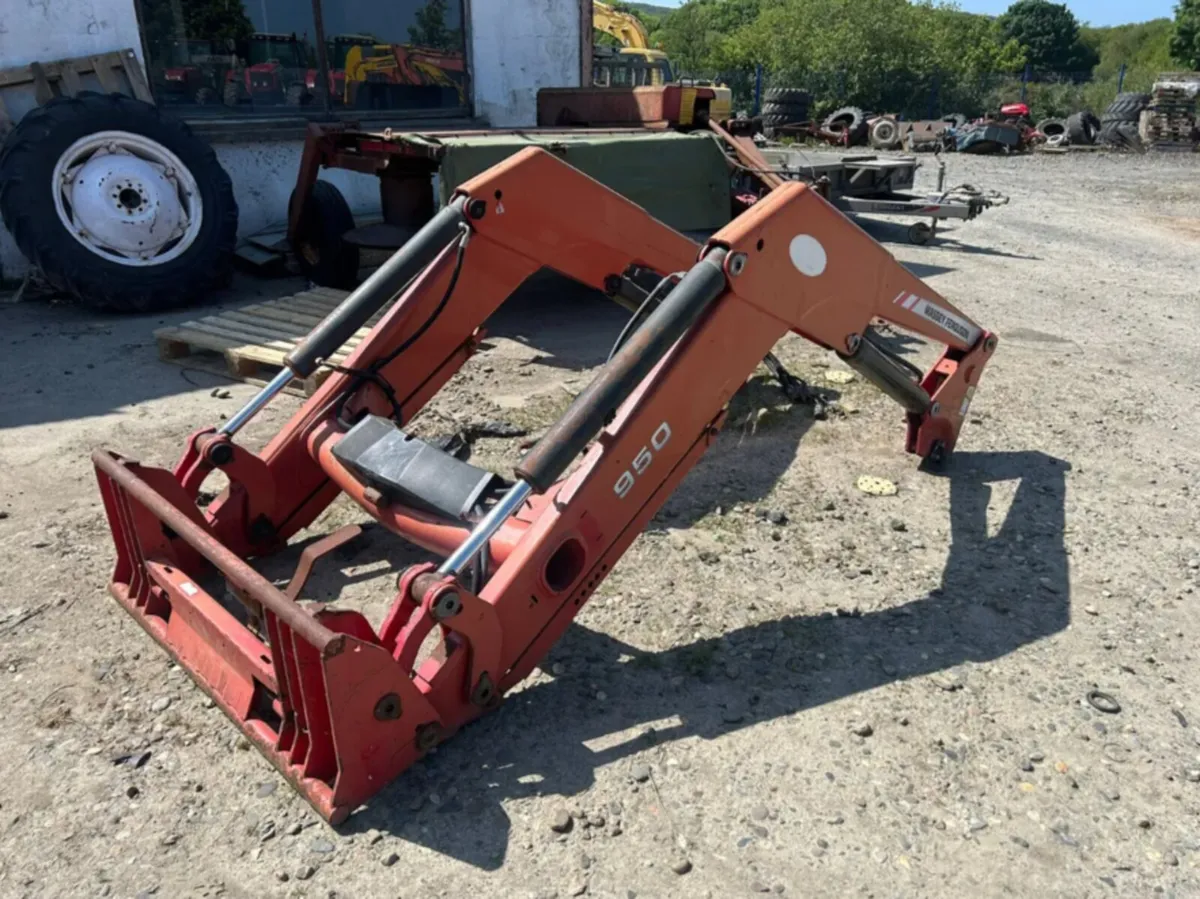 Quickie 950 Front Loader - Image 1