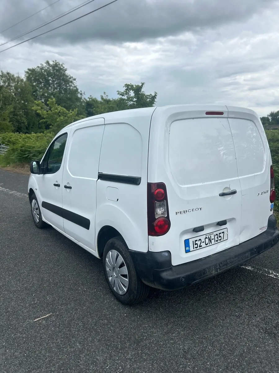 152 3 seat High spec partner - Image 3