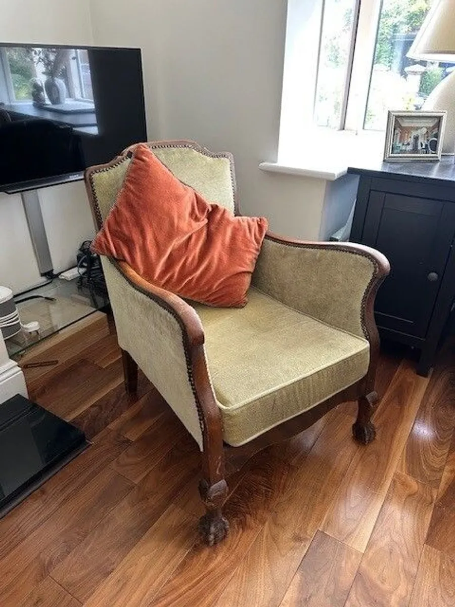 Queen Anne style furniture - Image 2