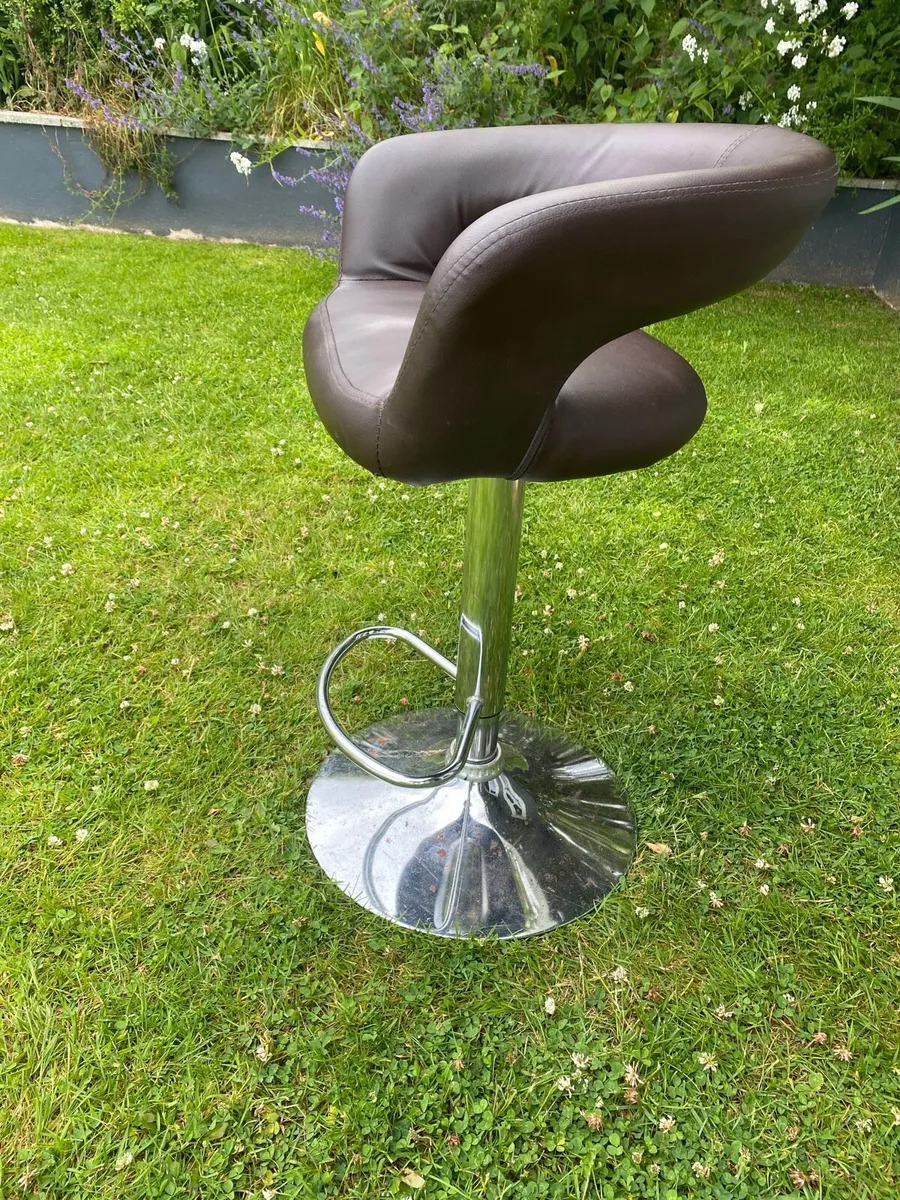 stools - Image 1