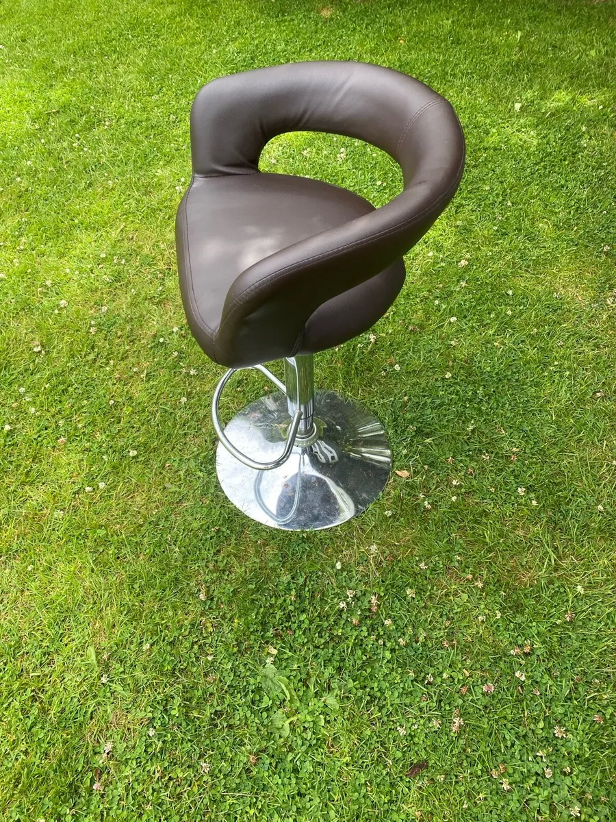 stools - Image 2