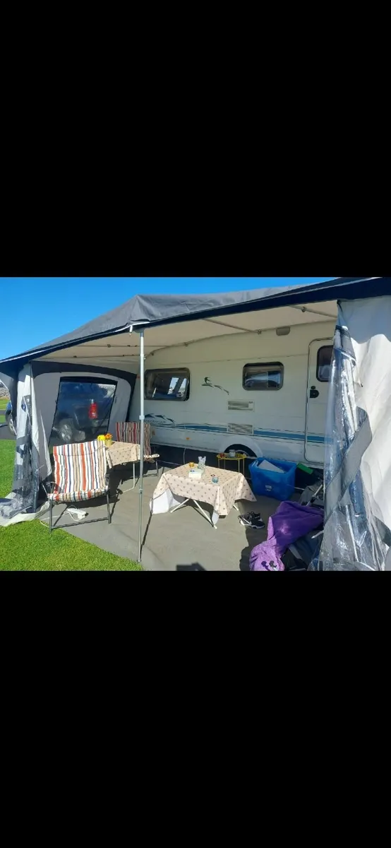 Caravan - Image 1