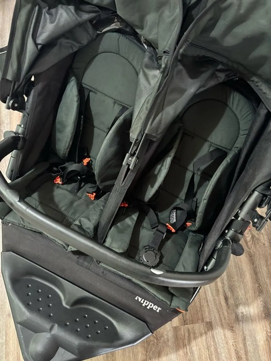 Out and About Double Nipper V5 - Image 2