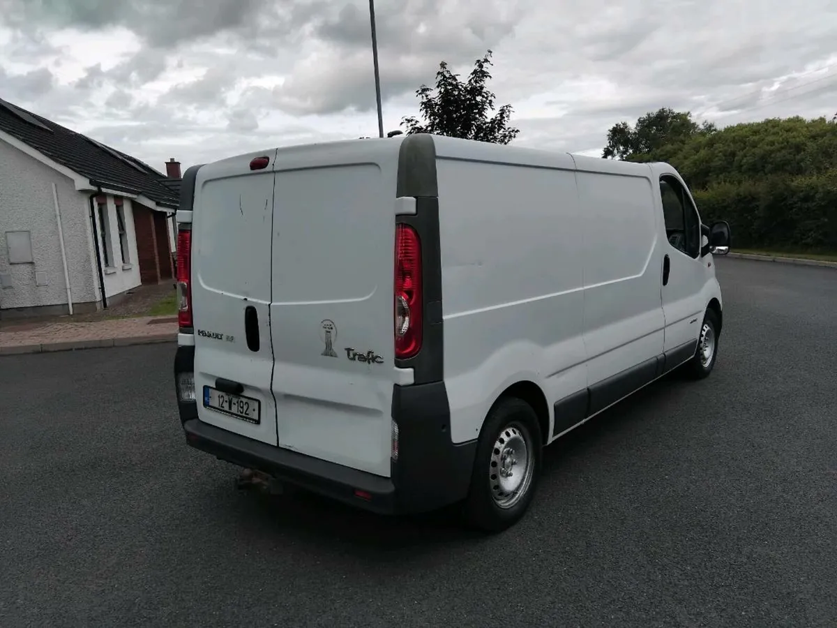 Low kms 2012 Renault trafic van test 06/12/25 - Image 4