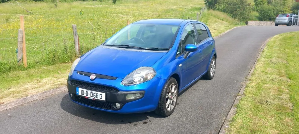 2010 Fiat Punto Evo - Image 1