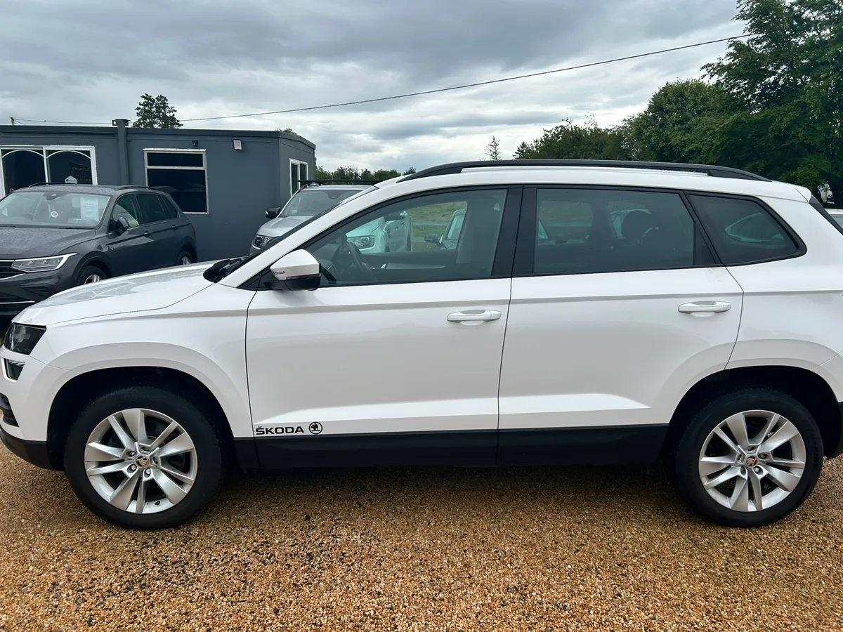 Skoda Karoq SE 1.0 TSI petrol - Image 4