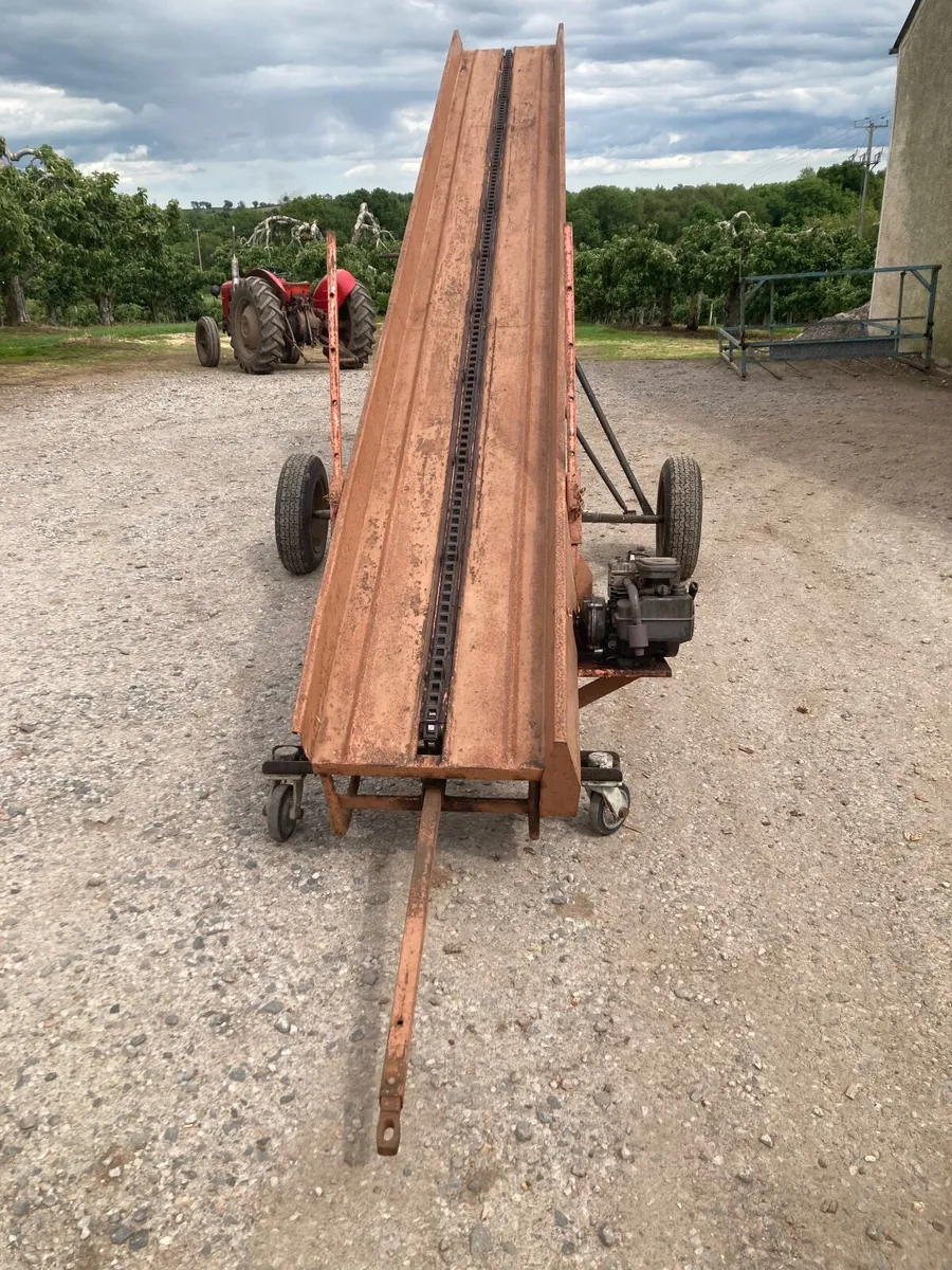 Bale Elevator. - Image 3