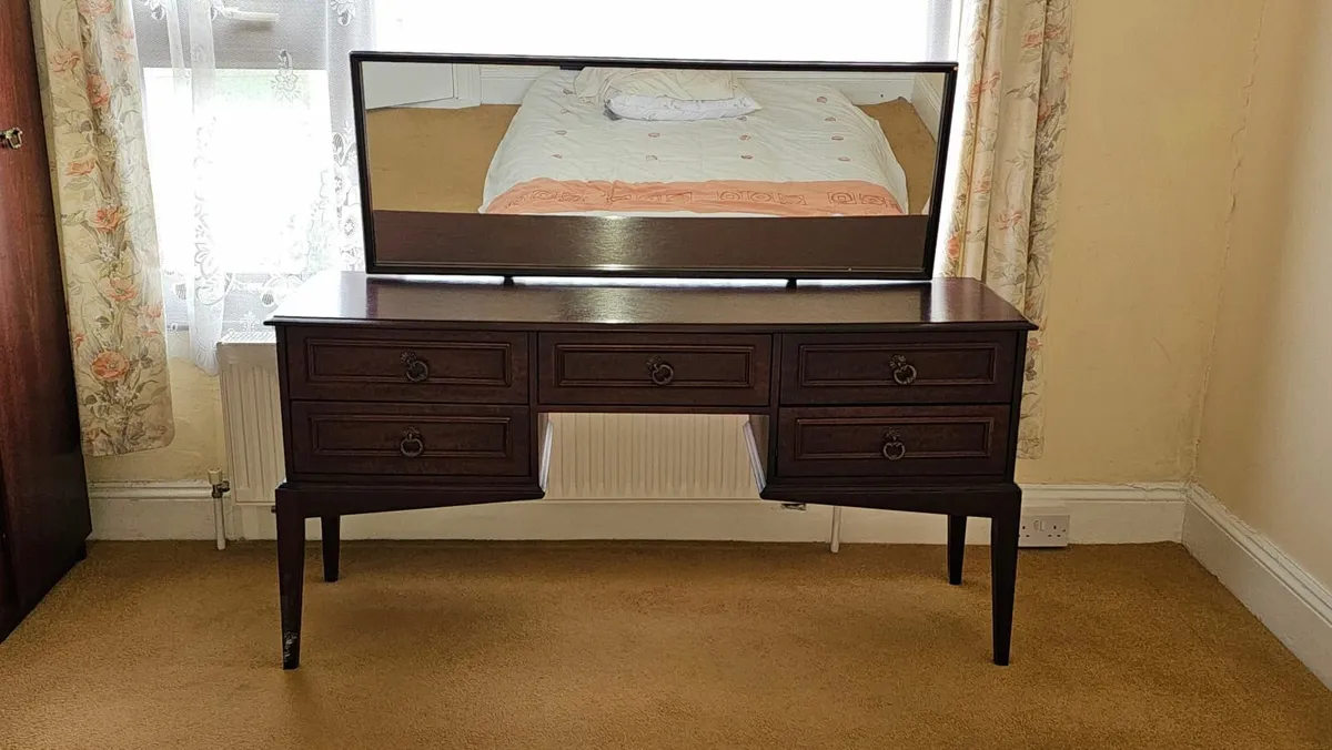 Dressing Table with Mirror - Image 2