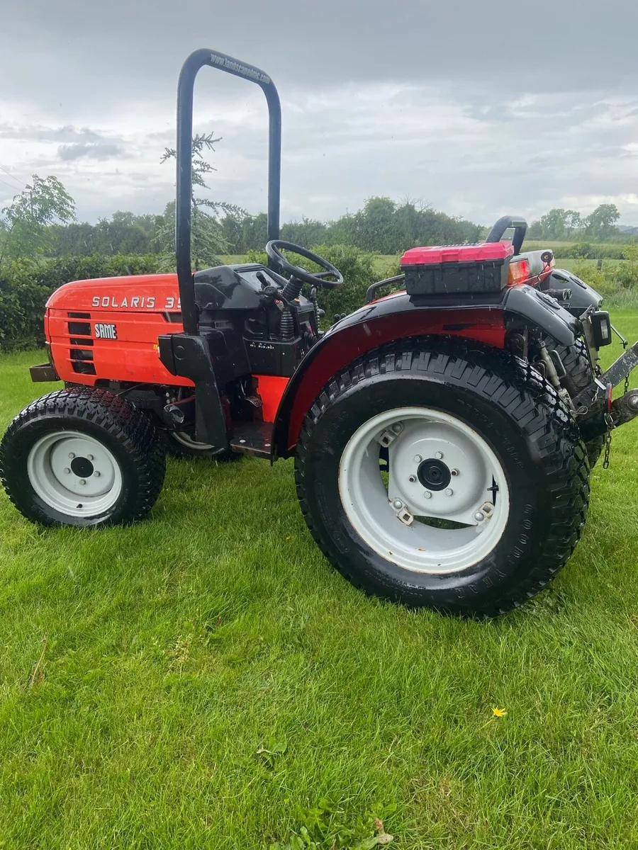 Compact tractor - Image 1
