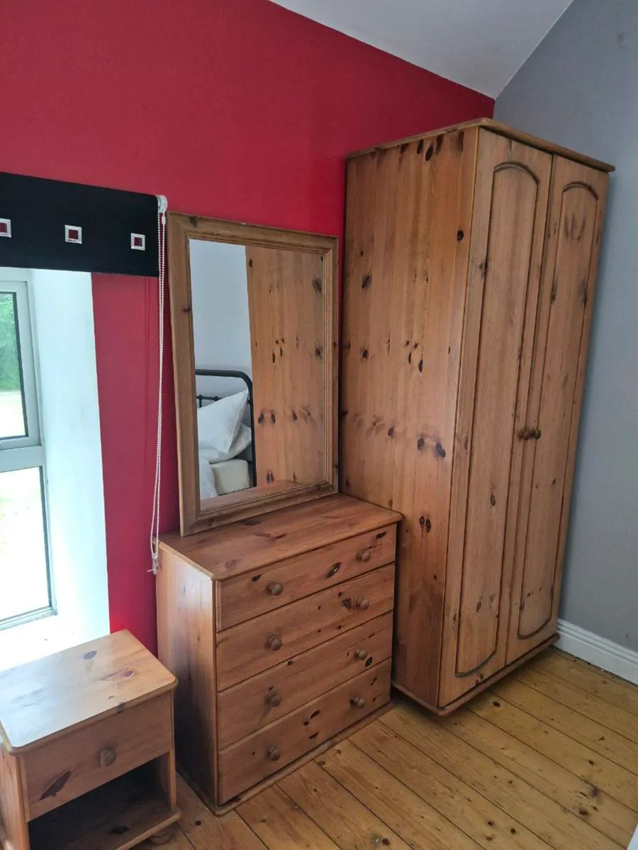 Wardrobe, chest of drawers, bedside locker and mir - Image 1