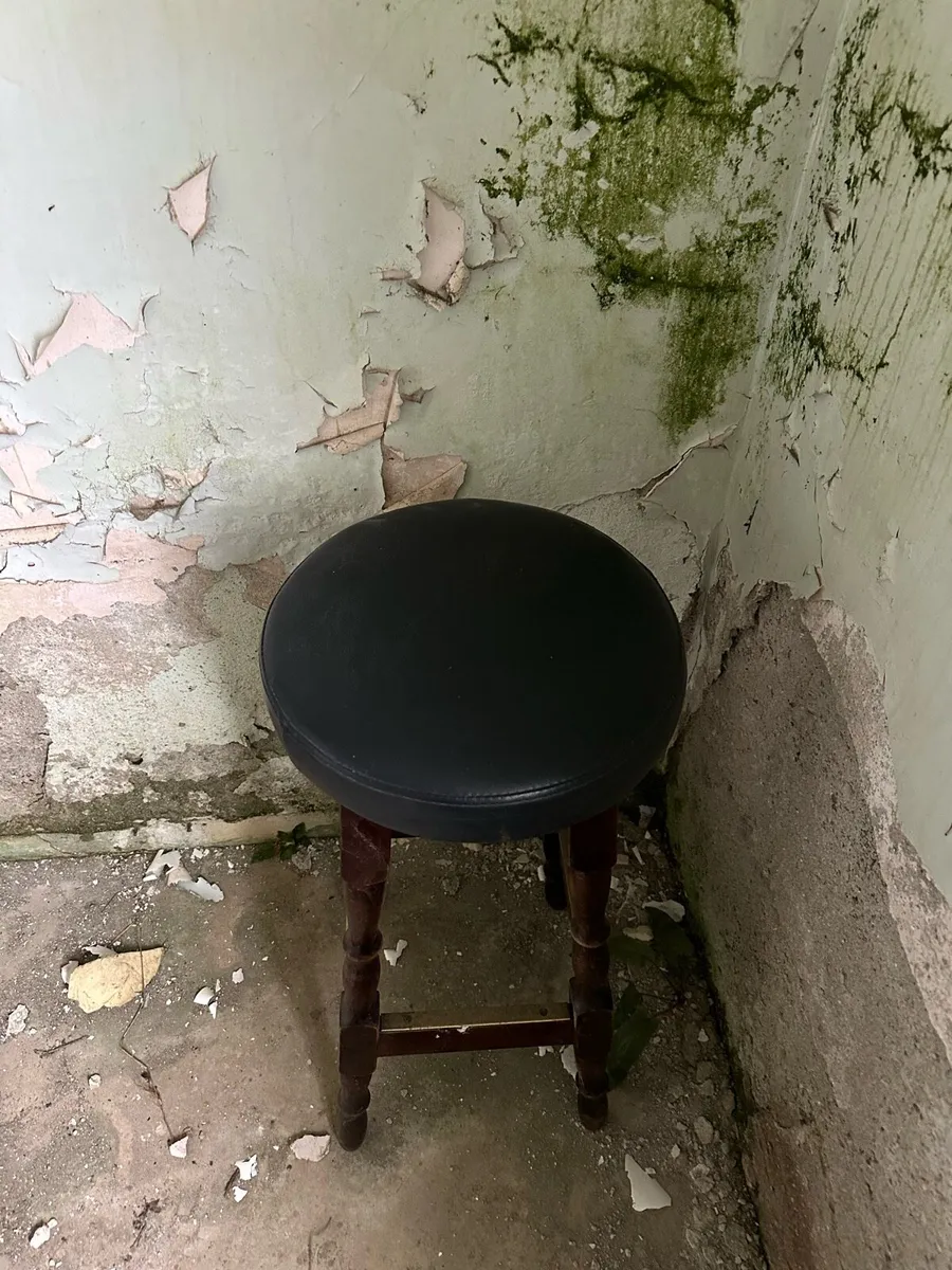 Bar stools - Image 4