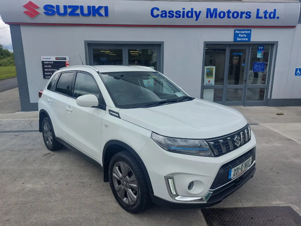 Suzuki Vitara SZT Hybrid - Image 1