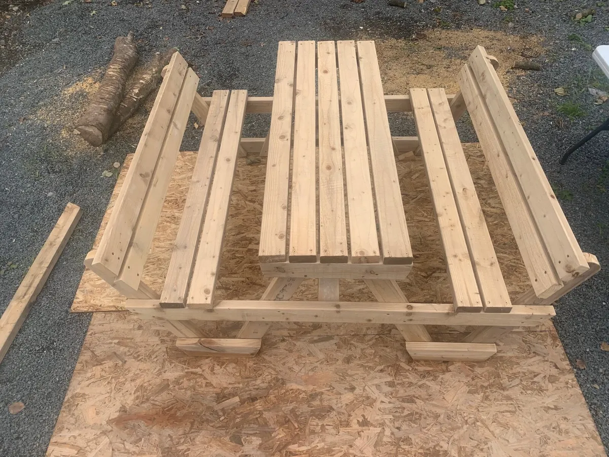 Picnic bench - Image 3