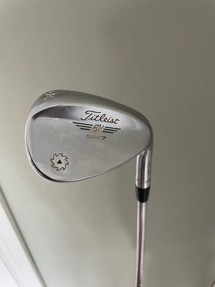 Titleist Vokey SM7 56* wedge - Image 1
