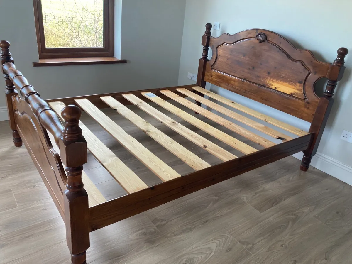 Bedroom furniture - Image 2
