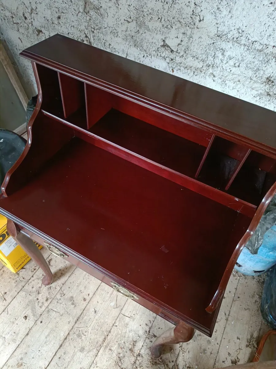 Vintage desk - Image 2