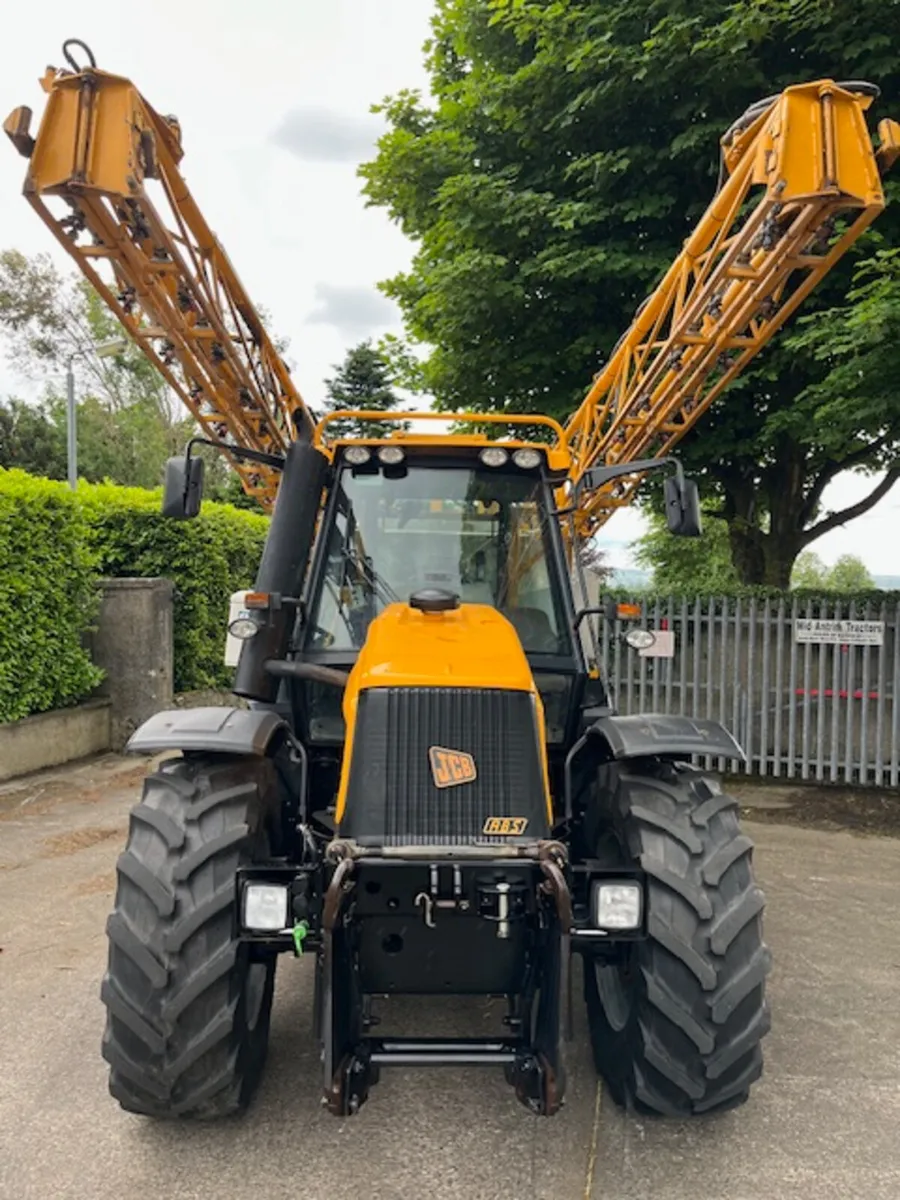 JCB 2140 Fastrac c/w Knight 24M  Demount Sprayer - Image 3