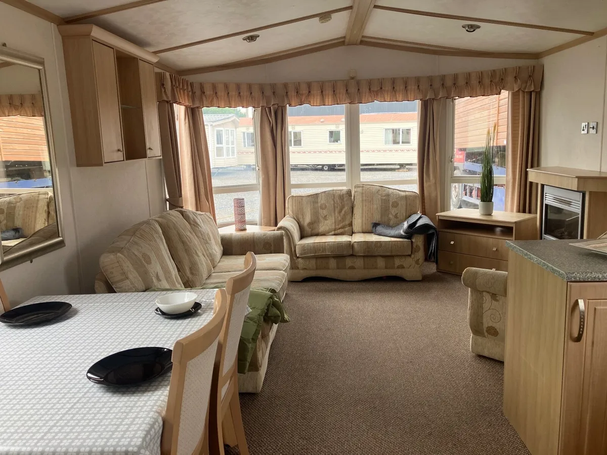 LOOK AT THE SPACE IN THIS ONE AND ITS A 3BED - Image 2