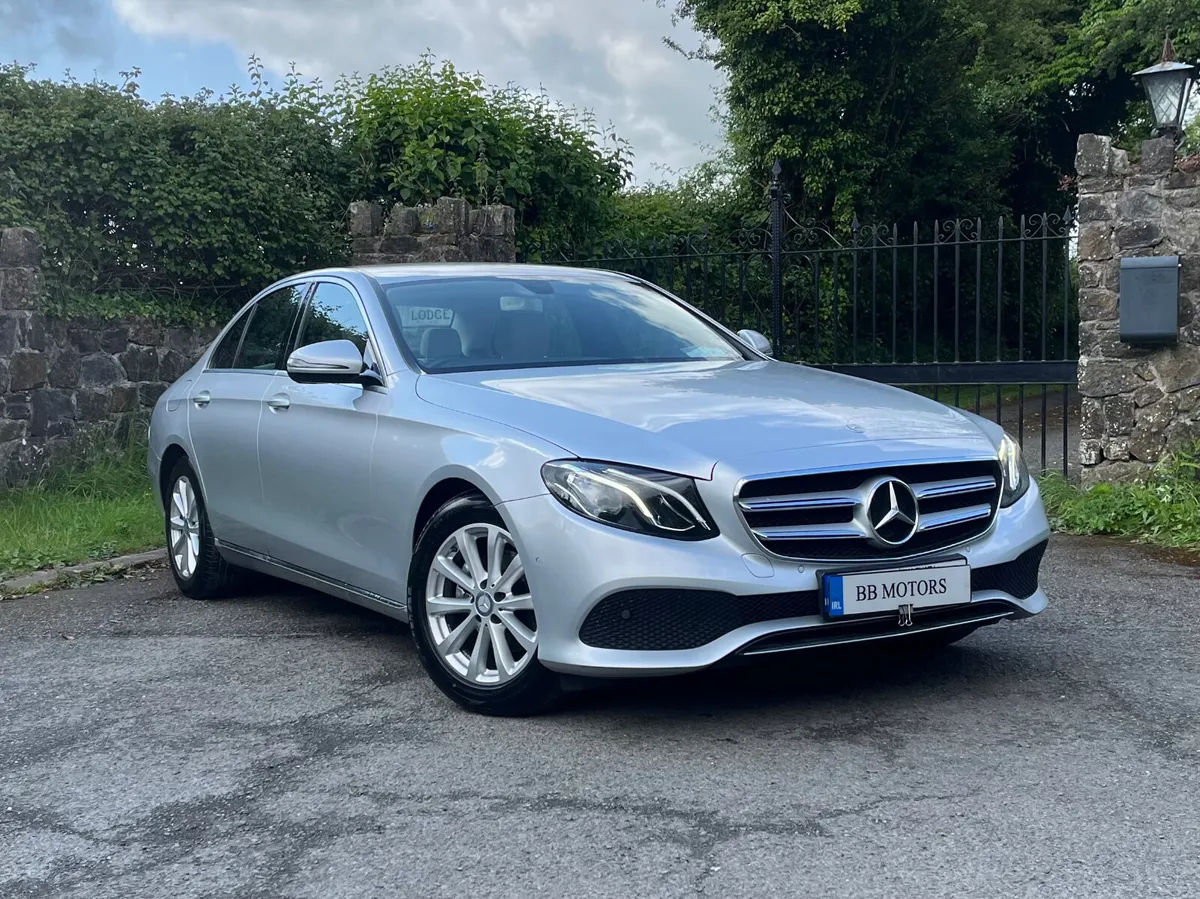 Mercedes-Benz E 200 D AVANTGARDE A/T - Image 1