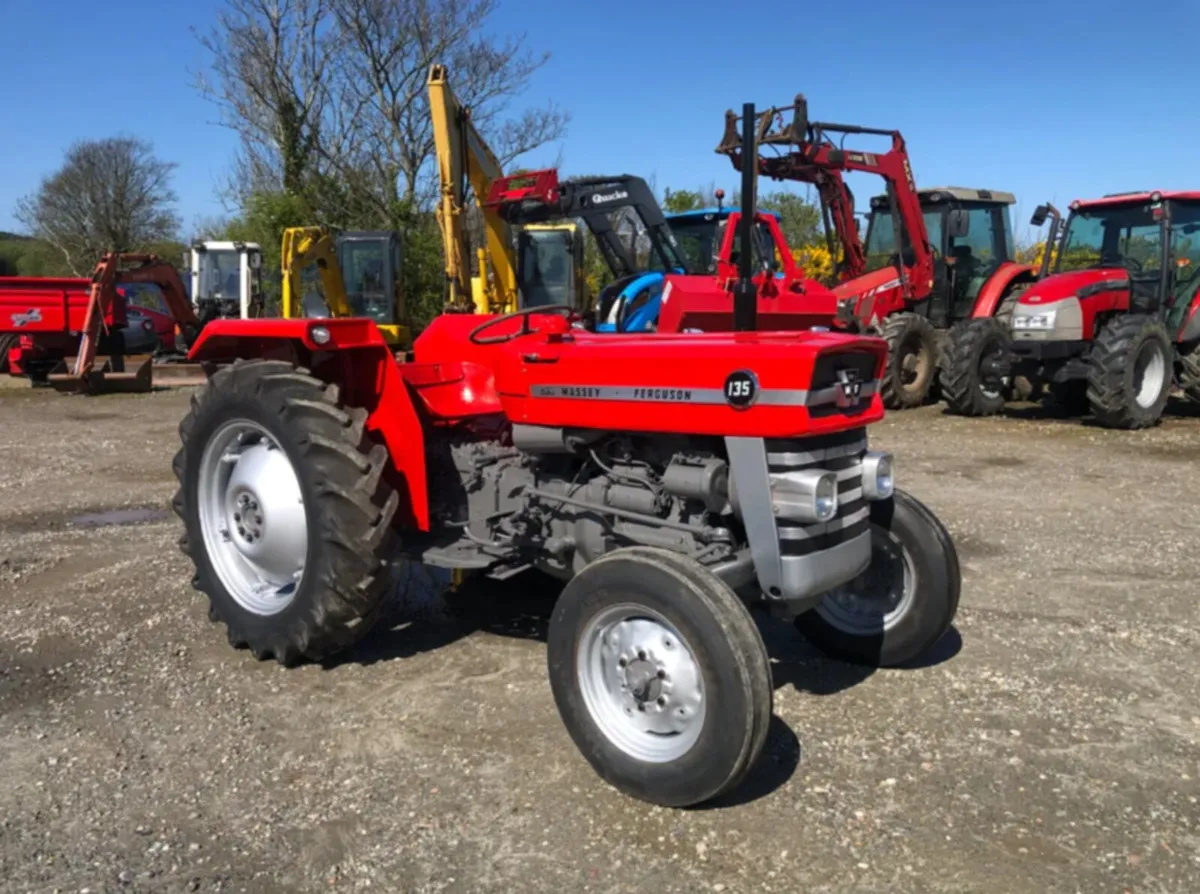 Massey Ferguson 135 Straight Axle - Image 2