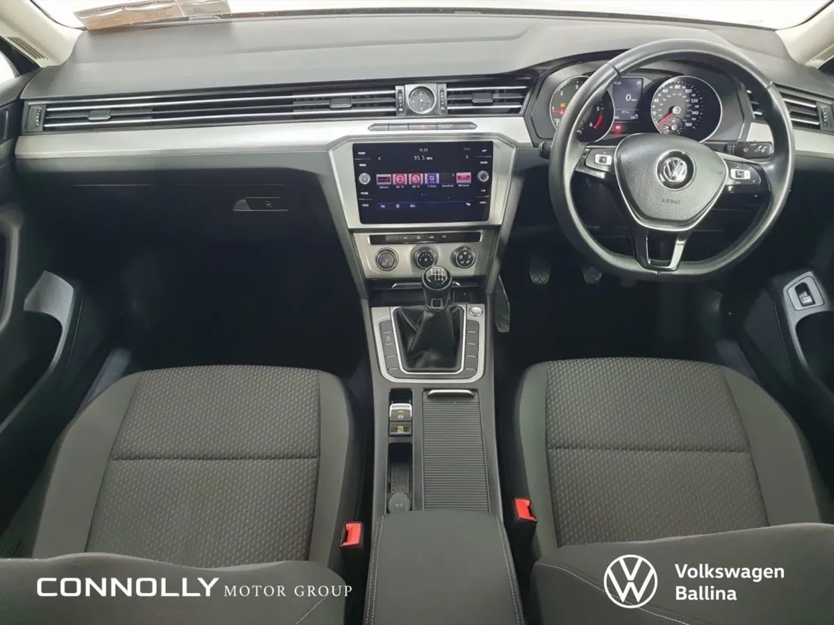 Volkswagen Passat 2.0 TDI 150HP - Image 4