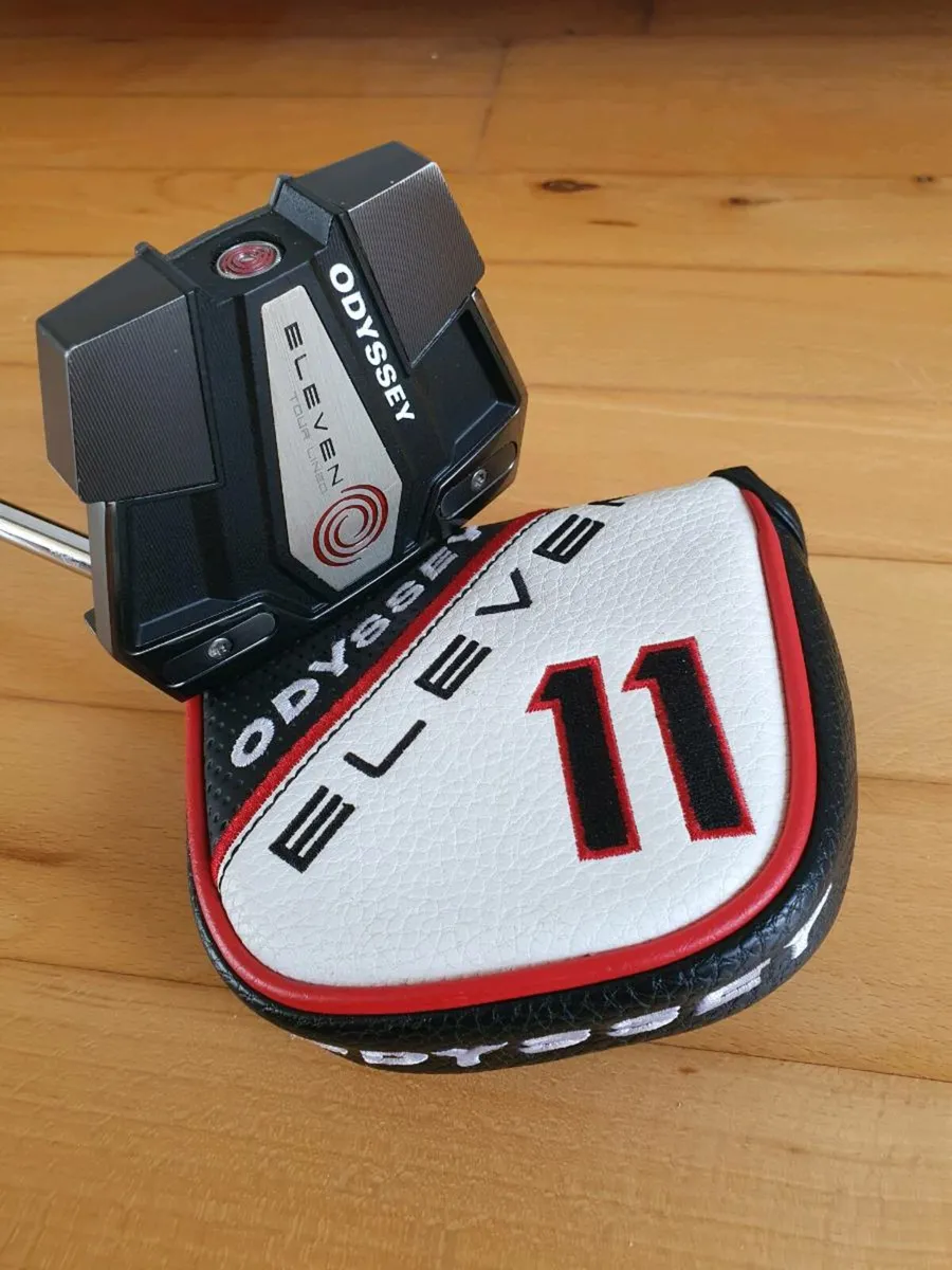 Odyssey Eleven Tour Lined Mallet Putter 33 inch - Image 2