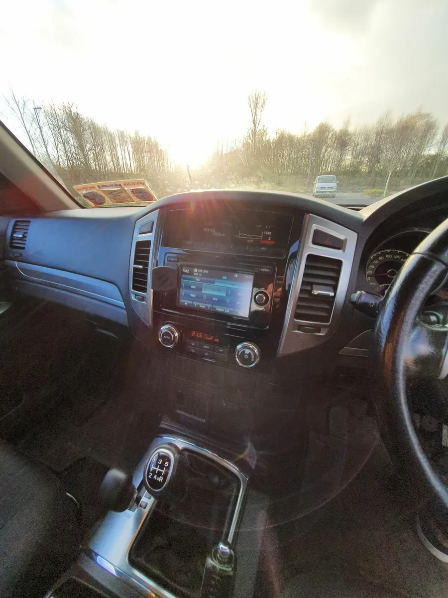 Mitsubishi Pajero 2017 SWB - Image 2