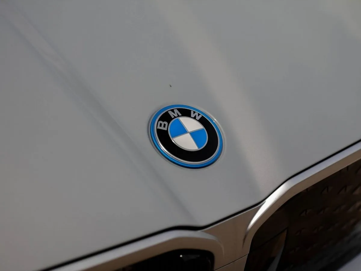 BMW iX2 Edrive20 M Sport - Image 4