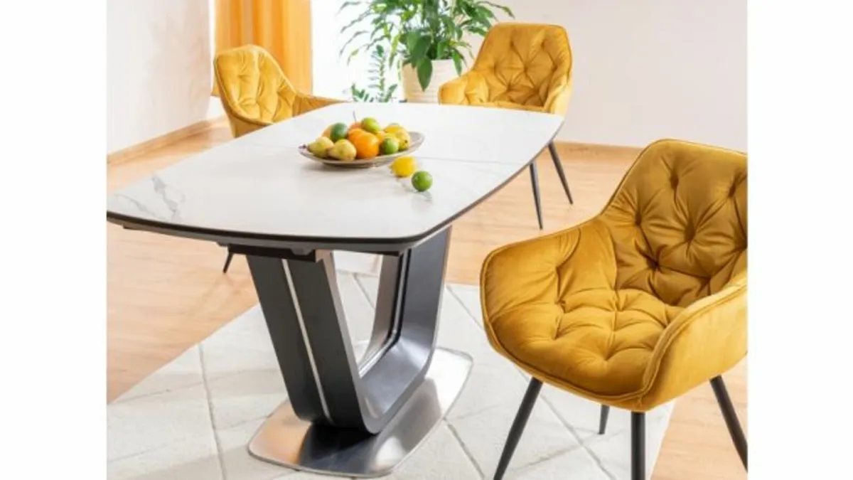 ARMANI DINING TABLE SET - Image 4