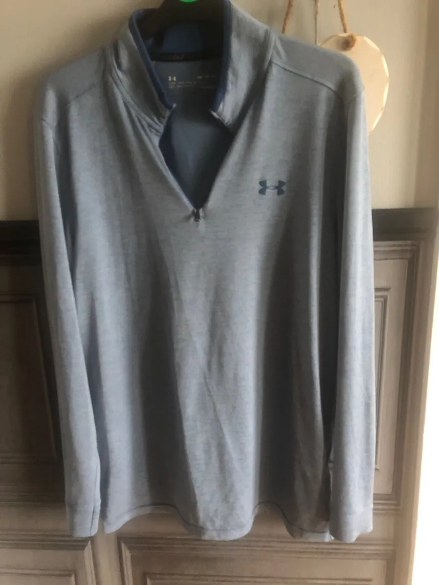 Man’s top - Image 1