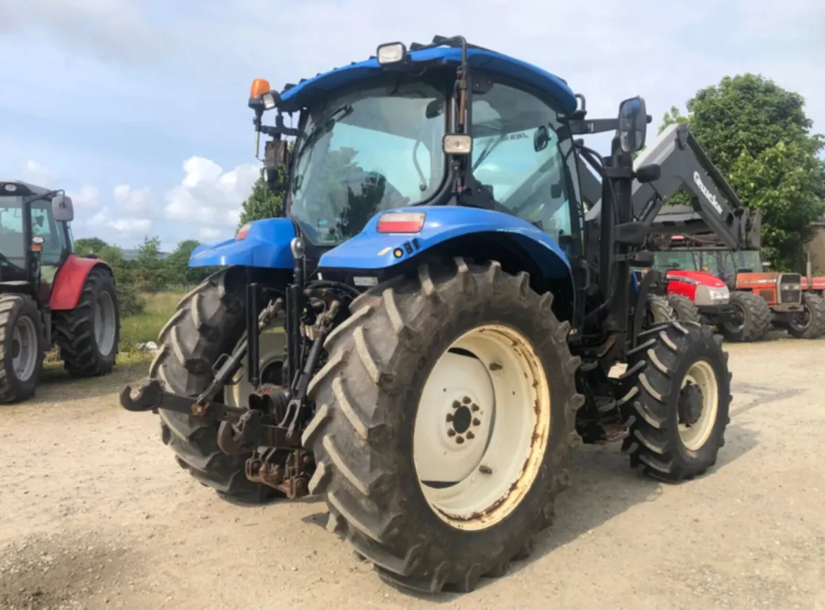 2010 New Holland T6020 - Image 2