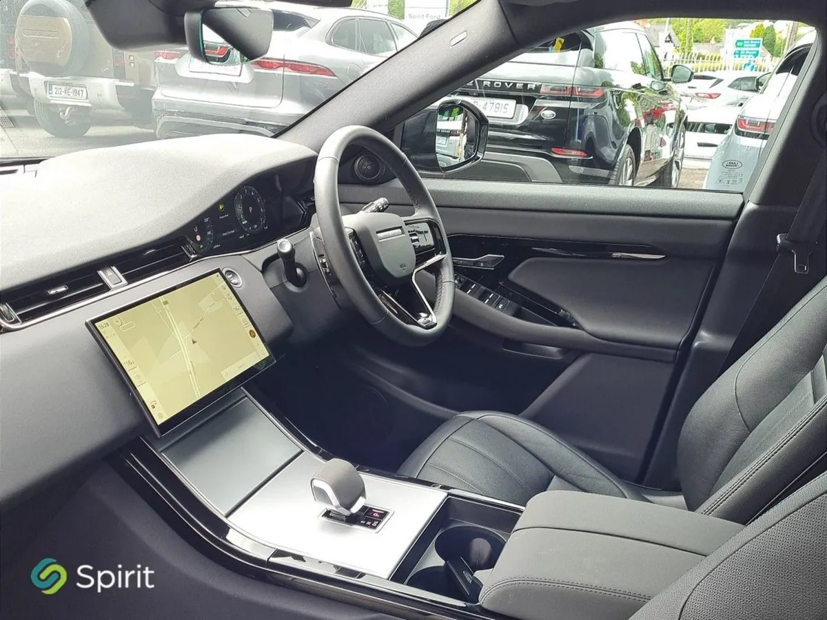 Land Rover Range Rover Evoque SUN Roof Plug-in Hy - Image 3