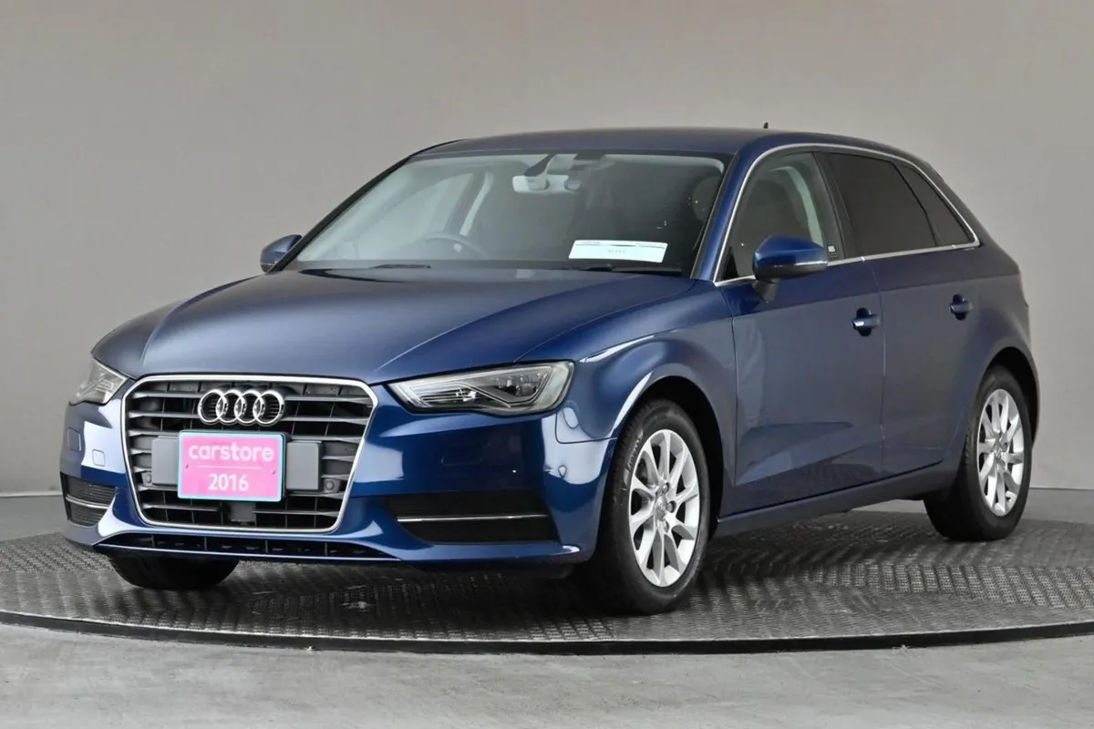 Audi A3 1.4 Tfsi S-tronic 5DR  full Leather rever - Image 3
