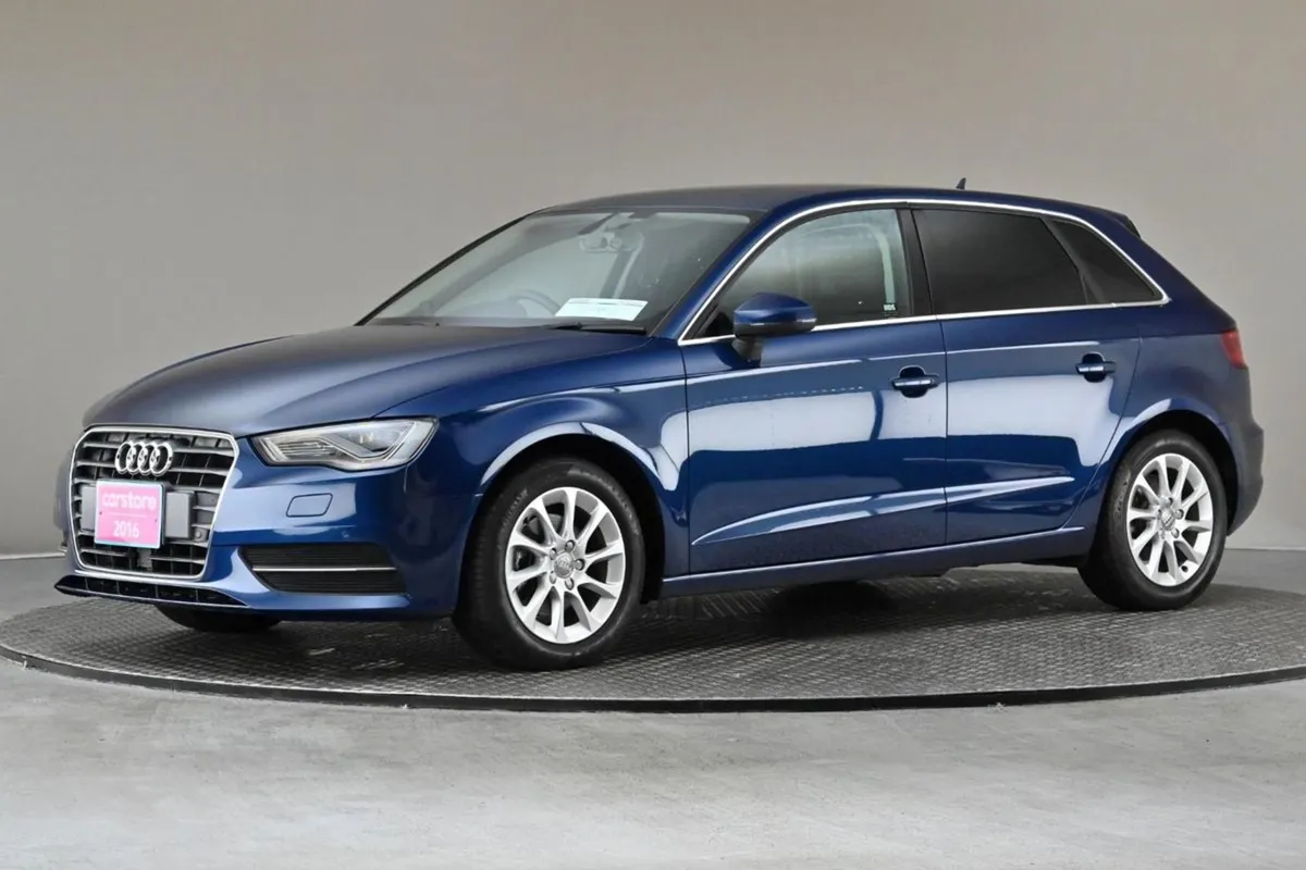 Audi A3 1.4 Tfsi S-tronic 5DR  full Leather rever - Image 4
