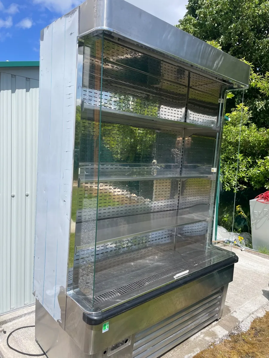 Display fridge - Image 1