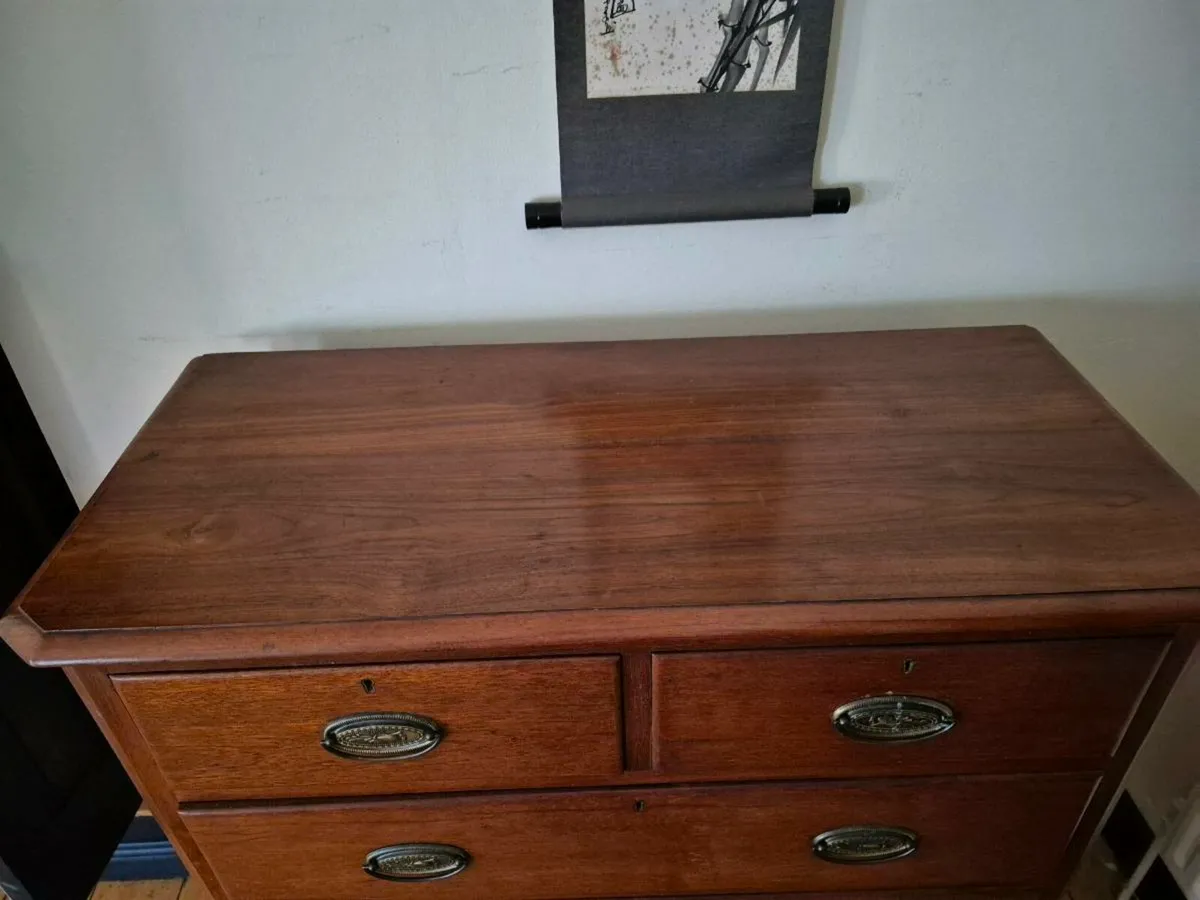 Bedroom furniture - Image 2