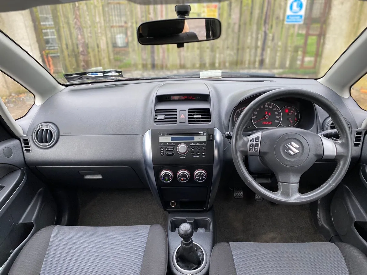 Suzuki SX 4 - Image 3