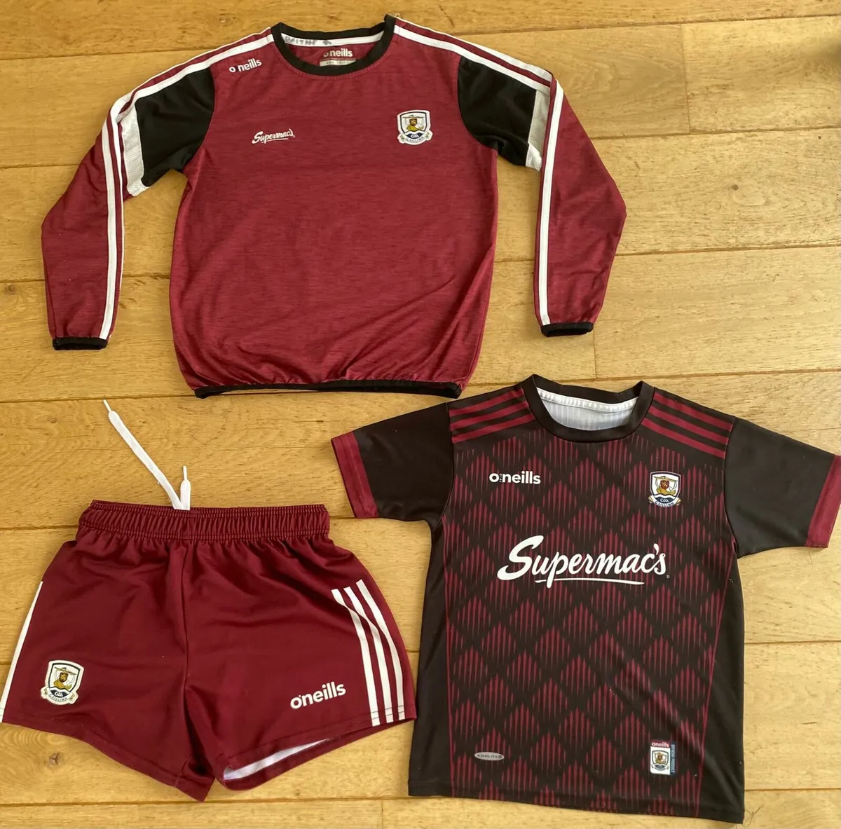 Boys ONeills Galway GAA tops and shorts - Image 1