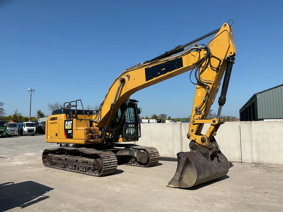 2018 CAT 330F - Image 1