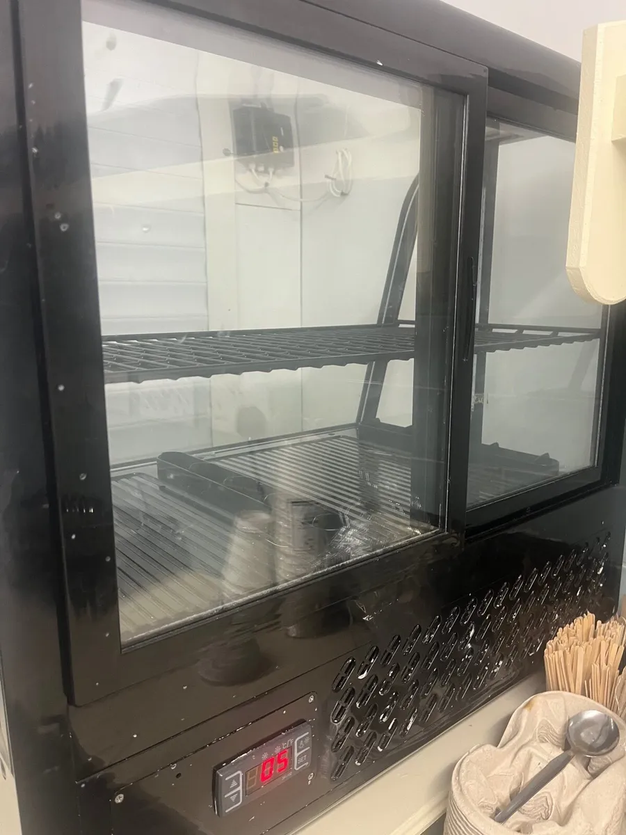 Display fridges - Image 2