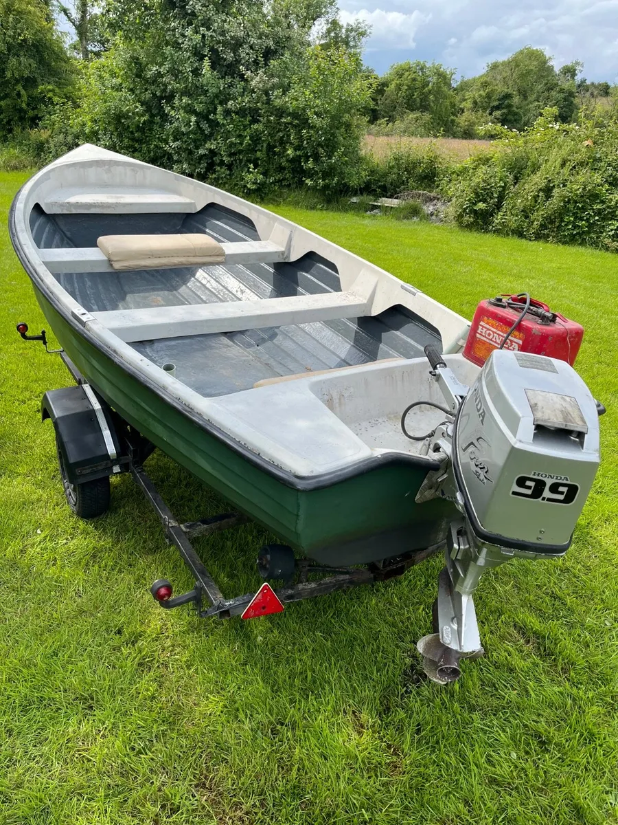 Boat - Image 1
